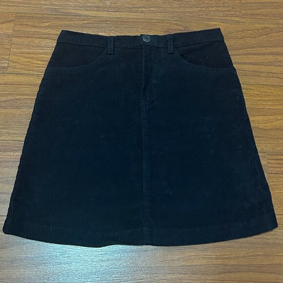 Brandy Melville Juliette Skirt (OS) - Picture 1 of 7